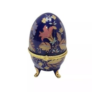 Vtg Footed Hinged Egg Shaped Trinket Box Blue w/Gold tone & Floral Pattern 4" H